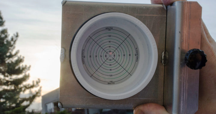 solar tracking alignment sight
